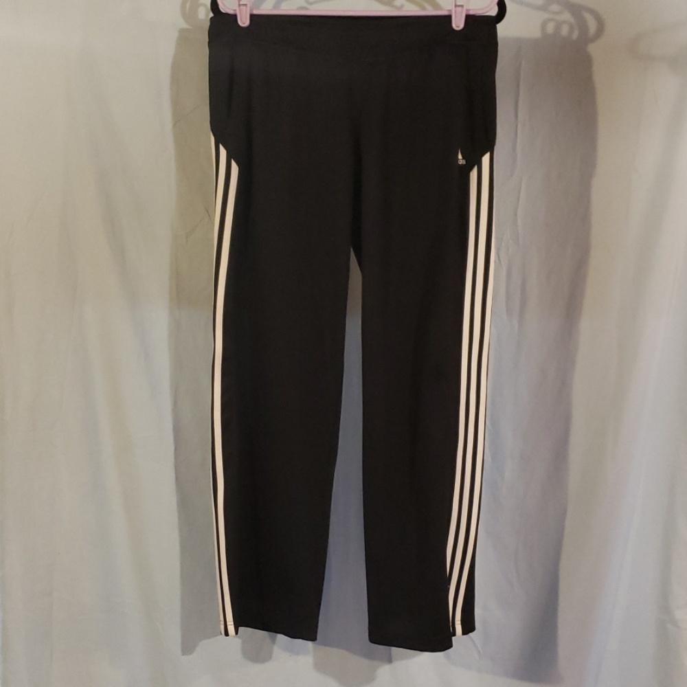 Athletic pants